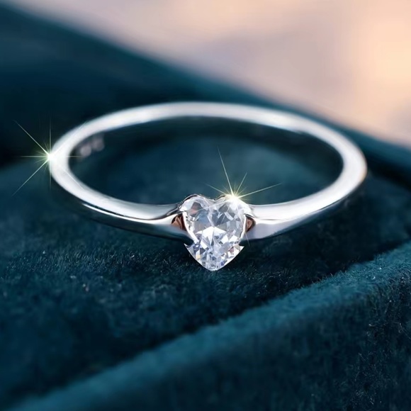NWT💍❤️ .925 STERLING SILVER ZIRCON HEART SOLITAIRE ENGAGEMENT PROMISE RING 6 7 8 - Picture 2 of 10